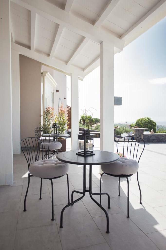 Maison Divaga Fleri ภายนอก รูปภาพ