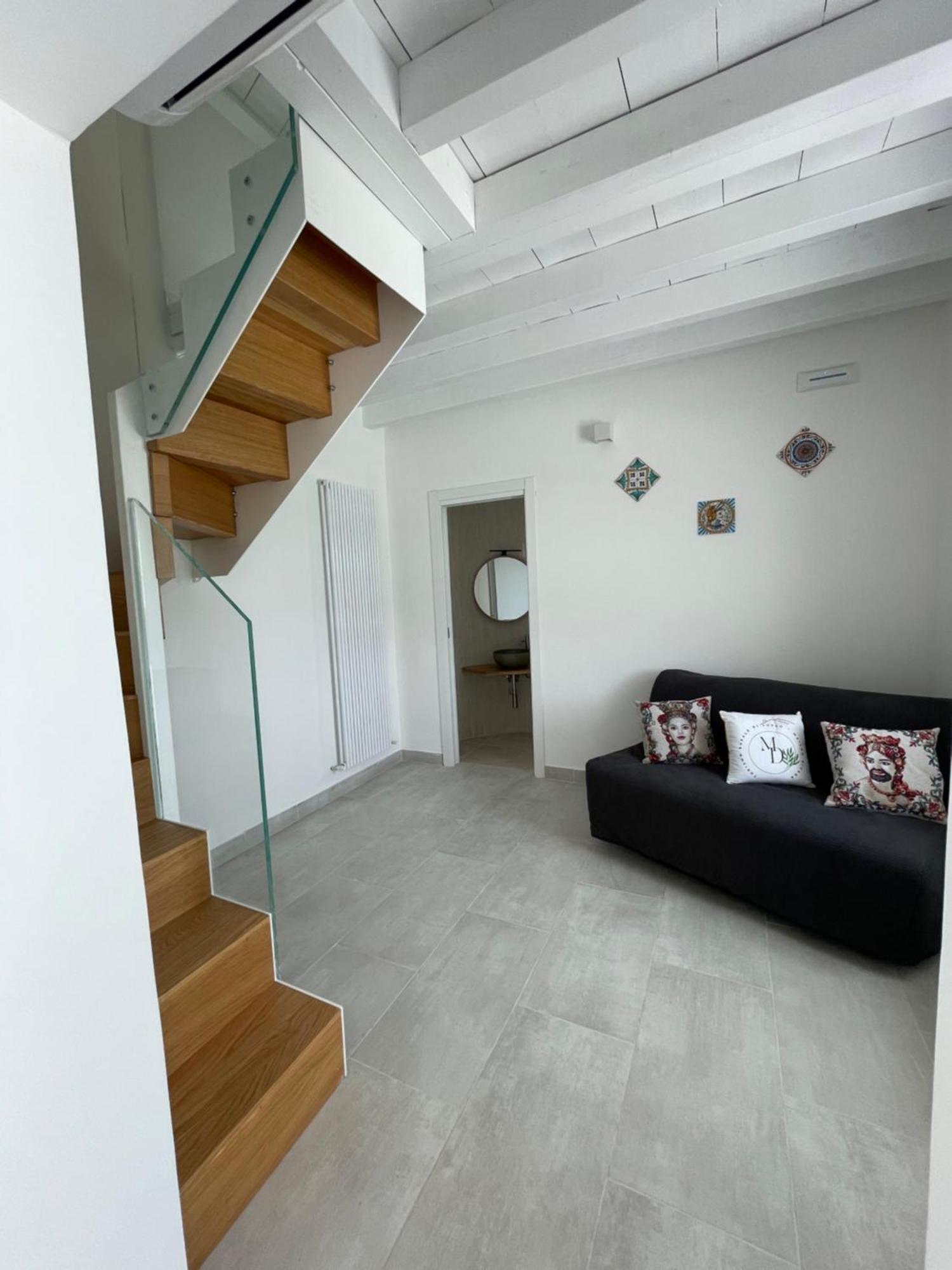 Maison Divaga Fleri ภายนอก รูปภาพ